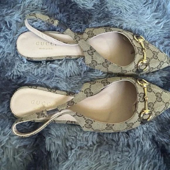 Gucci Women's Tan Monogram Heels with Gold Accents - Picture 2 of 5